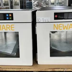 小型的恒温箱,新威放到桌面上的小型恒温箱