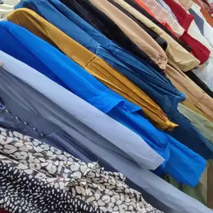 ��̯��Դʱ���ӿ�Ůװ��������ɳ��Ůװ����ȹβ��ֱ����Դ