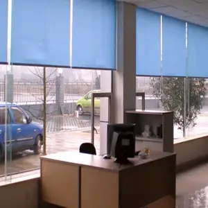 ʯ��ׯѧУ����������ˮ���������ڹⴰ����ѧ¥���մ�������