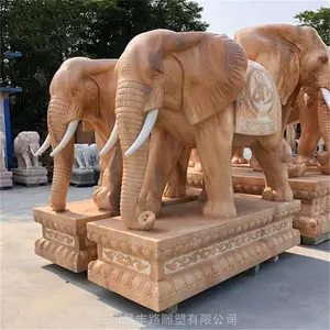 ����ʯ��һ��1.5�׸߻�����ʯ�Ĵ���ͥԺ�Ƶ꾰�����ſڰڼ�