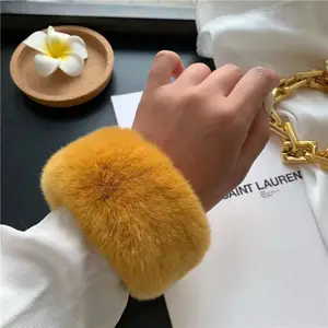 糖果色柔软啪啪圈毛毛发圈手环手链少女百搭韩版仿兔毛发饰女
