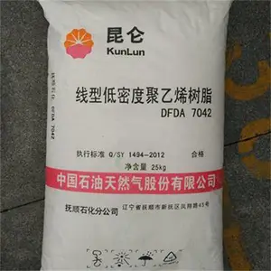 LLDPE ���Ե��ܶȾ���ϩ�ܽ�ԭ�Ͽ��� ��˳ʯ�� DFDA-7042N