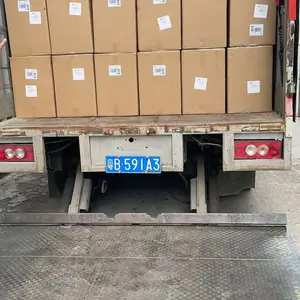 ���˳�����ë���ձ�����ѷ˫���˰����