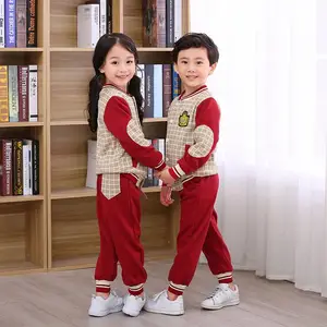 ��ɽУ����װѧԺ���＾��ѧ�����������а������logoӢ���˶����װ