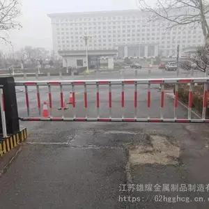 海康大华富士启功小麦安快百胜海康威视车辆识别道闸及人行通道智能管理系统单位学校小区停车场