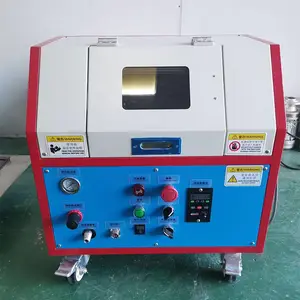 昕智块状干冰清洗去毛刺机五金PCB板电子零件清理设备