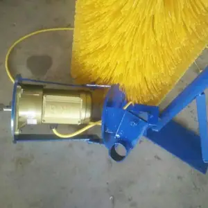 电动牛体刷立柱固定牛体刷电动止痒清洁立柱旋转挠痒神器牛刷子