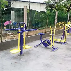 ���⽡��������ϻ����˶���������С����԰�㳡·�������ײ�
