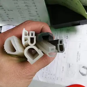 宠物项圈硅胶管发光灯条硅胶套管D型椭圆多色 可定做规格喷油丝印