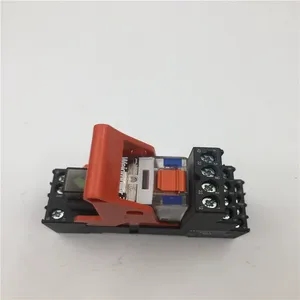κ�����ռ̵��� RCM570730 230VAC С���м�1181100000 �ӵ���