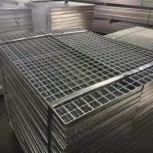 甄乾鑫商家涪陵齿形防滑钢格板 污水处理厂沟盖板防滑安全支持加工合川工业钢格板 厂房平台走道格栅板
