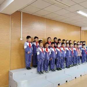 源头厂家定制 PE 折叠合唱台 移动折叠合唱阶梯团体演出站台