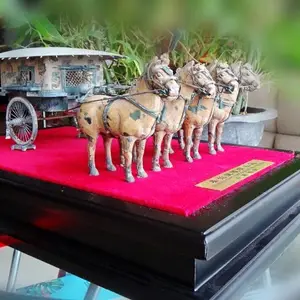 仿古战马 陕西商务活动馈赠客户铜车马铜马工艺礼品
