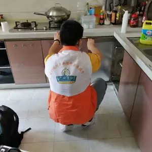 广州橱柜底板腐烂更换 橱柜门板定制安装 橱柜台面更换维修 水龙头更换