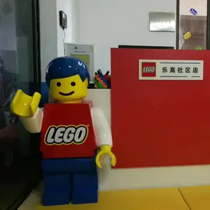 玻璃钢乐高积木人雕塑树指卡通LOGO人物机器人雕塑模型
