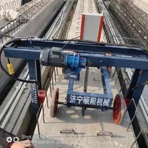 济宁硕阳SY11*2D箱梁自动行走立面凿毛机