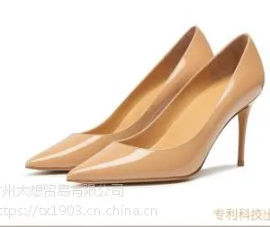 ***红底细跟单鞋牛漆皮高跟鞋细跟鞋女