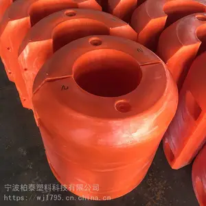 ˮ��ʩ���е��¸��� 4��С�׾�̧����������