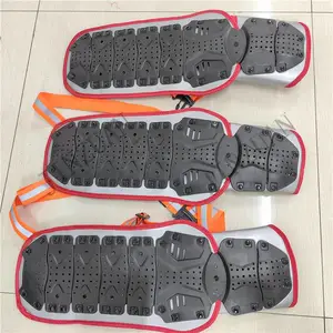 防砸安全背甲矿用安全背甲机甲型PP胶壳安全背甲出口款脊柱防护夹