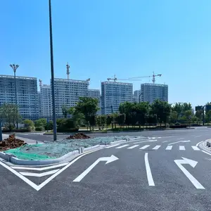 道路划线施工队了解方式 189 - 5174 - 4567质量稳定,量大优惠!