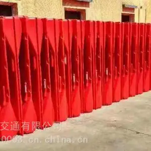 深圳交通施工 三孔水马 市政水马 塑料水马