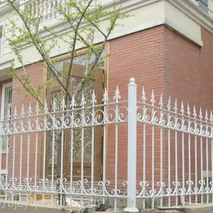 北京别墅露台扩建 北京别墅铁艺制作 北京花园栅栏安装