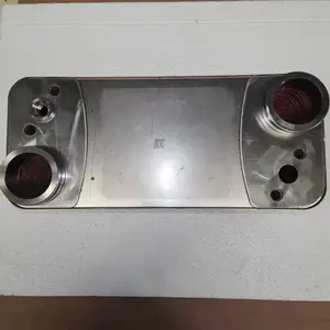 变速箱 机油冷却器1804210 散热器油冷器2155059 1761517机油冷却器