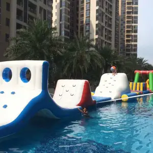 水上闯关出租水上步行球出租大型水上充气乐园出租