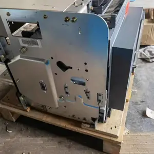 �� �������Ϳ�ܶ�·��CW1-1600/4P 630A 1250A F �̶�ʽ ����ʽ