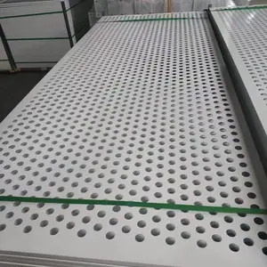 冲孔施工围挡A翟镇白色施工围挡A慧聪圆孔施工围挡