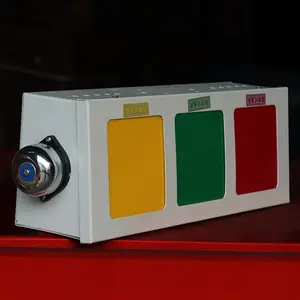 ��Ӧ�˷�����ACͨ�緽ʽ��ɫ�źŵ���