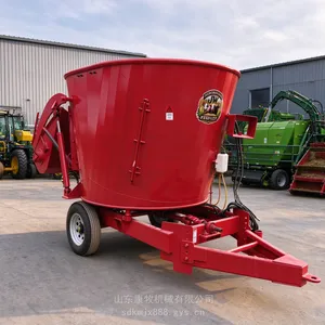 牵引式TMR搅拌机 拖拉机PTO带动牧场移动草料搅拌制备一体机