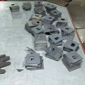 ���ݼ����и��к��16mm��6Ԫһ��10mm��3Ԫһ��