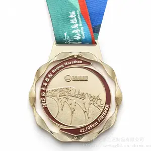��ת�����˶��������� �����ʺ翾��ѧУ�˶��ά�� ������佱����