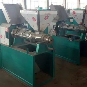 大豆小型榨油机 商用黄豆冷榨榨油机价格 江苏涟水全自动新型液压压油机价格