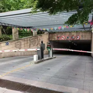 鹿晟智能 青岛新款智能车牌识别道闸 黄岛小区进出口道闸一体机定制 东营小区门禁厂家 运行稳定