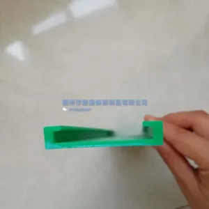 输送线PE导条 平行垫条 Z型摩擦条 PE垫片 各种型号护栏
