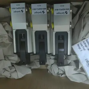 Norelem 07530-06 带肩一字平头螺钉（DIN 923） 带肩限位紧固螺栓