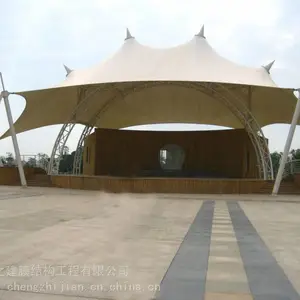 �Ĵ������������򳡿�̨��ϯ̨�������Ԫ�ڽ�ѧУ�ٳ����궥��Ĥ�ṹ