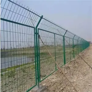 昌瑞达 圈地护栏网 养殖场防护围栏 围墙护栏网 带边框 浸塑 支持定制