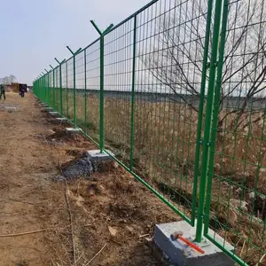 西 安双边丝护栏网 厂区围栏网 公路防护网厂家支持定制