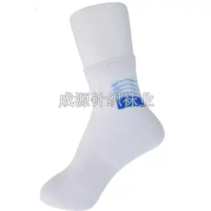 广东佛山袜子厂家批发全棉运动袜 运动袜订做加工