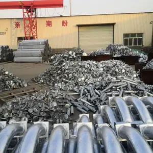 国标喷塑热镀锌防撞护栏板立柱法兰立柱M型锌钢护栏版防阻块托架飞机翅螺栓端头轮廓标柱帽反光膜