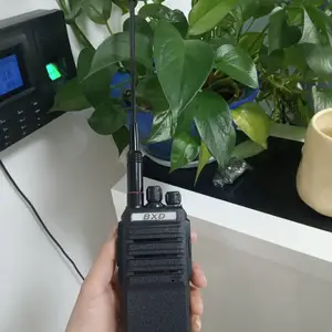 济南趵突泉对讲机零售 对讲机818plus户外滑雪骑行登山用信号强