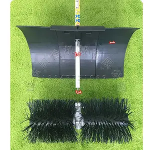小型人造草坪梳理机 足球场维护清理工具 手推式草坪清扫车刷草机