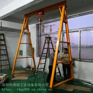 ���ڼ��׵�װ���żܵ������ؼ�ģ�ߵ��ܳ���