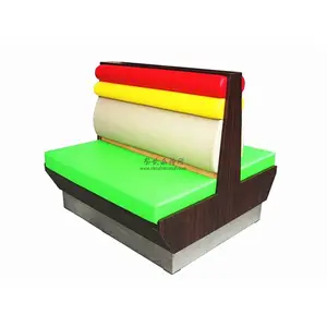 ����������С�Ե�ײɫ���Կ���ɳ��