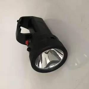 ����BAD301����ǿ�⹤���ư׹��ЯʽLED����