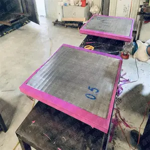 洗煤厂不锈钢条缝筛板610乘305条缝筛板六卡槽条缝筛板新巨龙洗煤厂