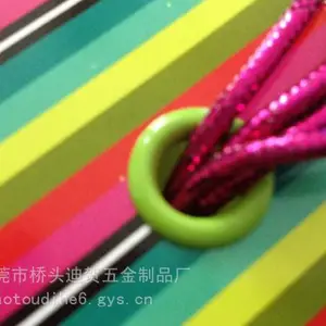 箱包五金配件工厂 饰品五金加工厂 迪贺箱包铆钉电话 东莞手袋五金配件怎么卖 鞋帽五金配件哪有买